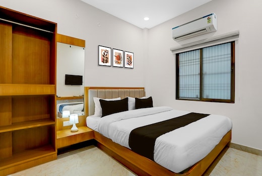 Super Hotel O Dashashwamedh Ghat Varanasi