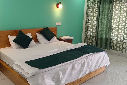 Surat Home Stay