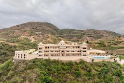 Holymont Fort, Udaipur