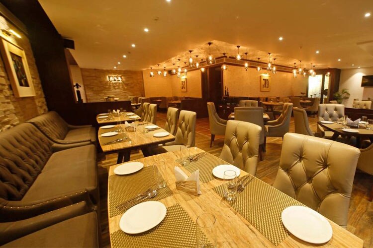 Hotel Crosslane Ajmer Inr 810 Off 3 6 0 0 Hotel Price