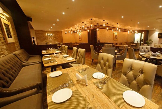 Hotel Crosslane Ajmer Inr 810 Off 3 6 0 0 Hotel Price