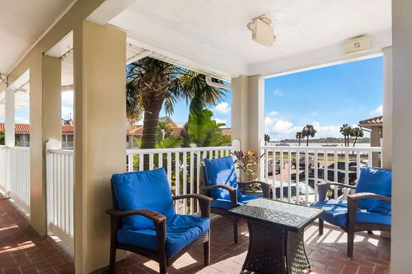 Best Western Bayfront - Tap to explore photos