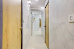 Hotel O Lotus, Surat