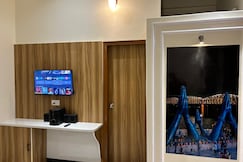 Raghav Vilas: Premium 2BHK Near Kashi Vishwanath, Varanasi