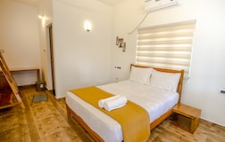 Deluxe Ac Rooms