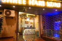 Shree Hari Kunj, Varanasi
