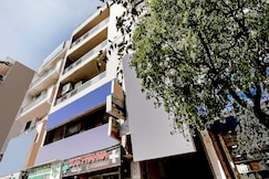 OYO Trish Inn Near Dlf Avenue Saket, Delhi