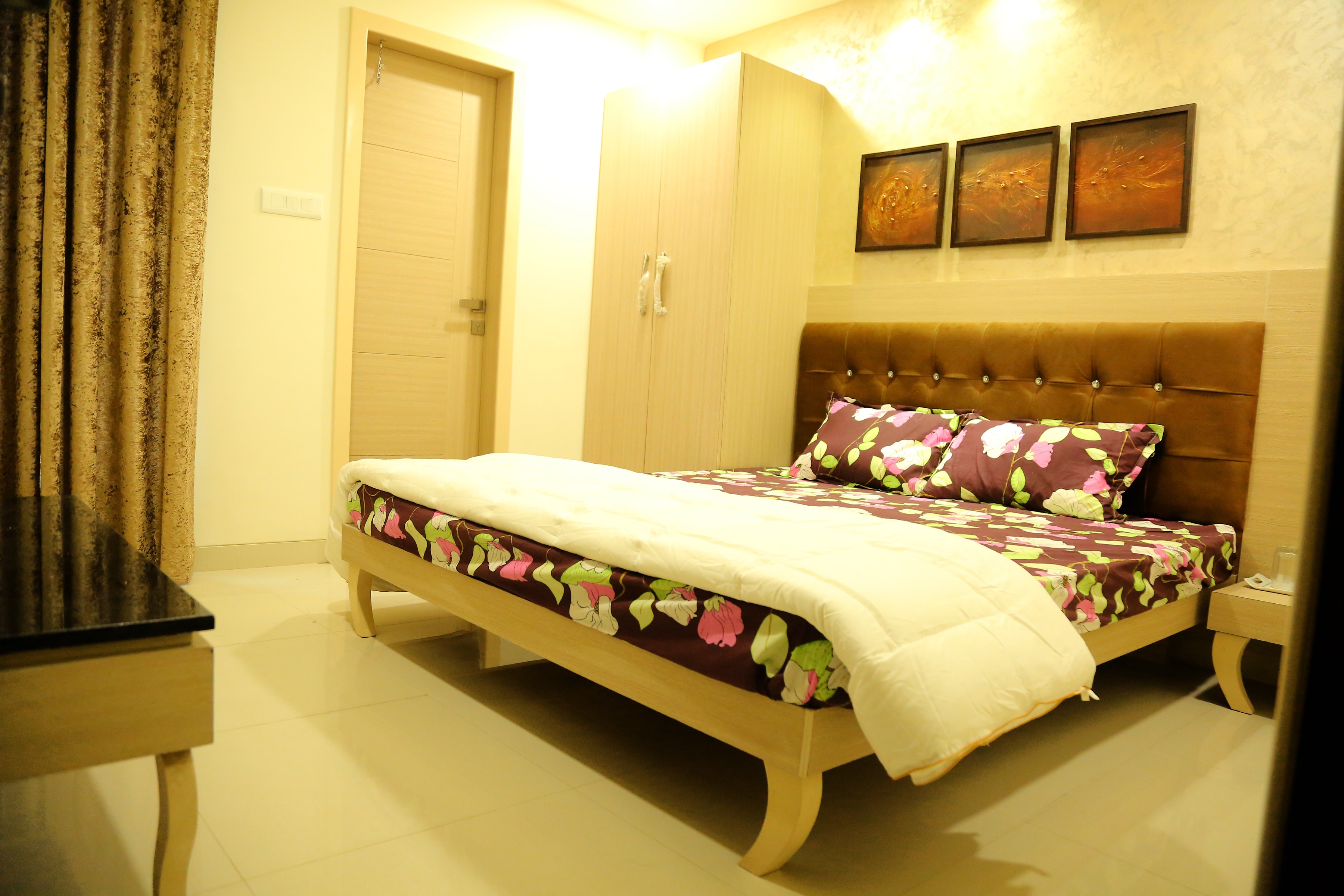 Hotel Shivaay - Tap to explore photos