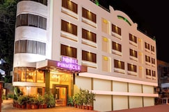 Hotel Pinnacle, Ahmedabad