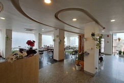 Lady Bird Hotel, Shillong