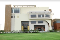 KLM Hotel & Resort, Sri Ganganagar
