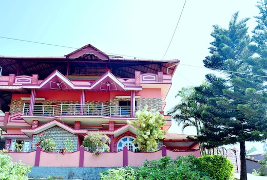 Holidayincoorg Royal Mansion