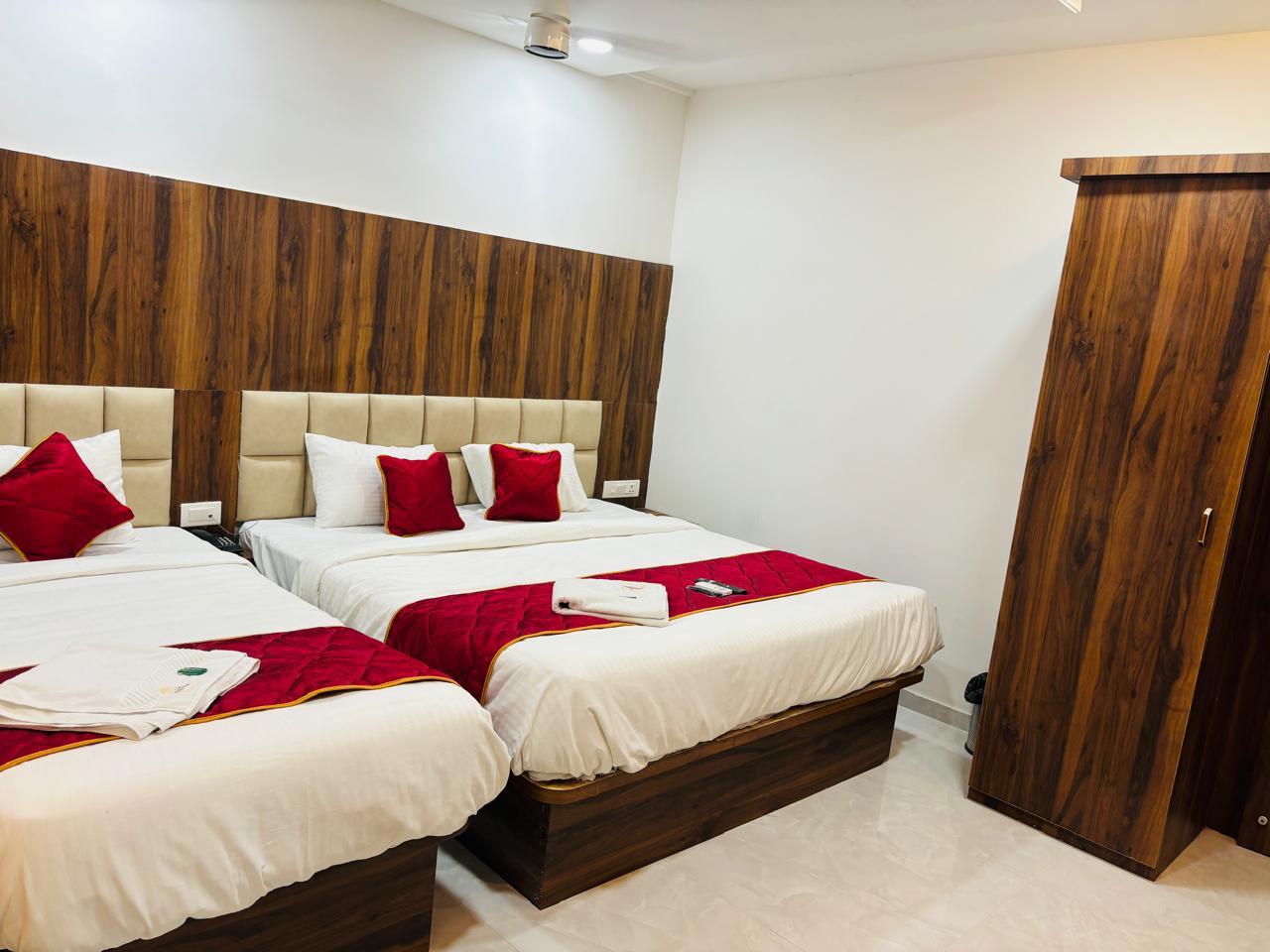 Twin Bed AC Room 1