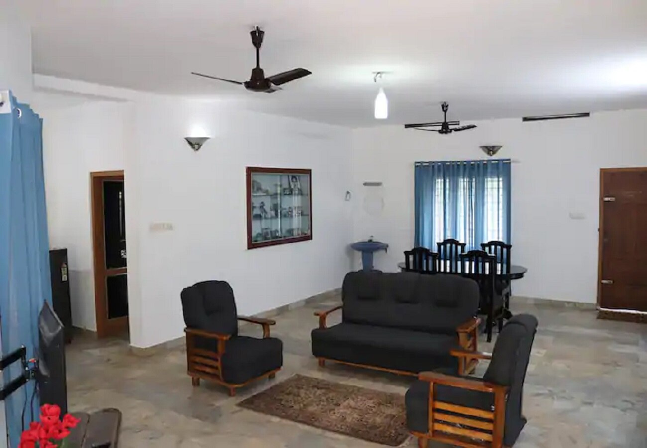 River View Homestay - Tap to explore photos