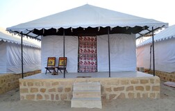 Deluxe Swiss Tent