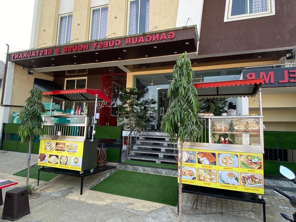 HOTEL M.B AND GANGAUR GUEST HOUSE - Tap to explore photos