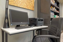 Best Western Plus Temecula Wine Country Hotel &Suites, Riverside