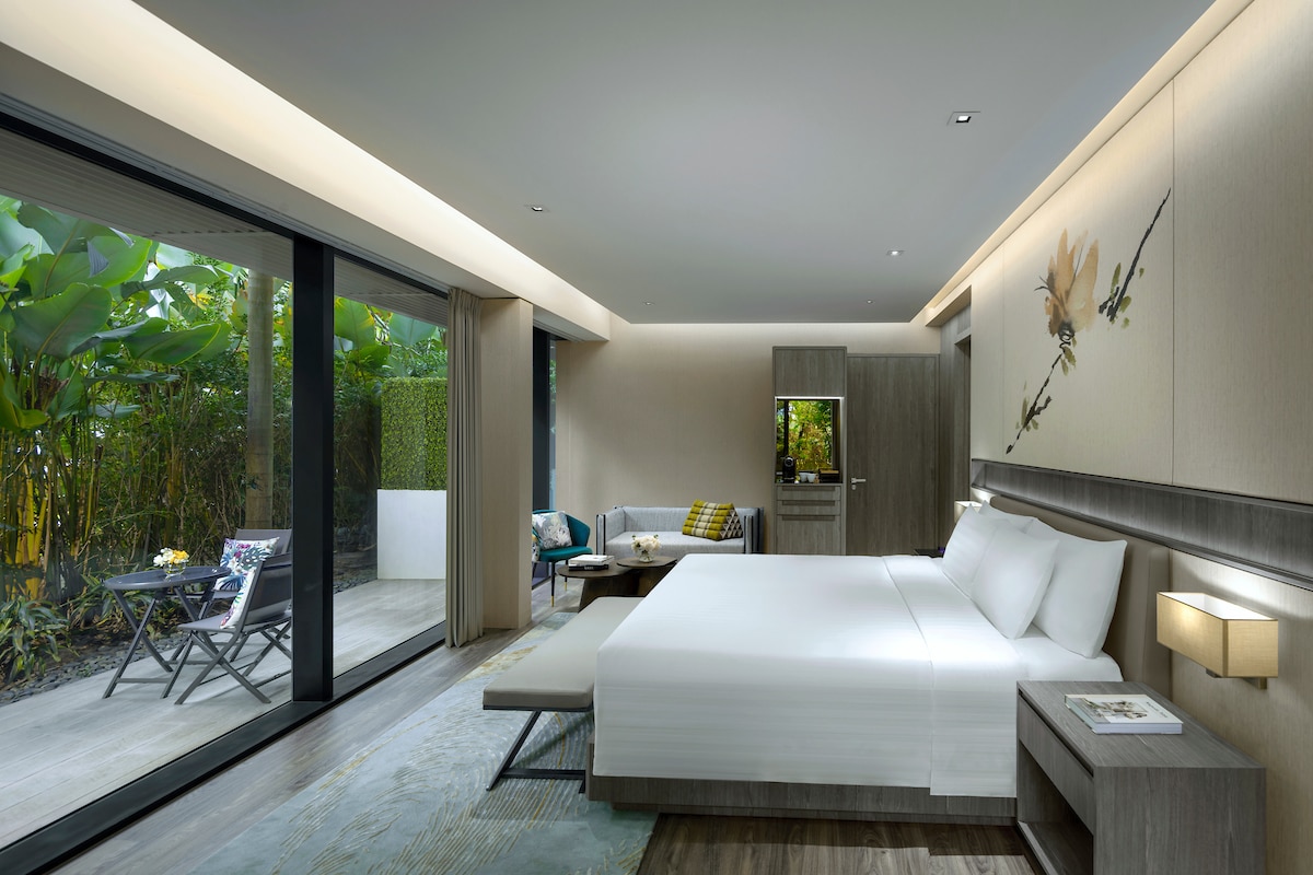 Dusit Thani Laguna Singapore - Tap to explore photos