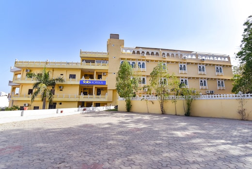 FabHotel Kanchangarh Resort Nr Monsoon Palace