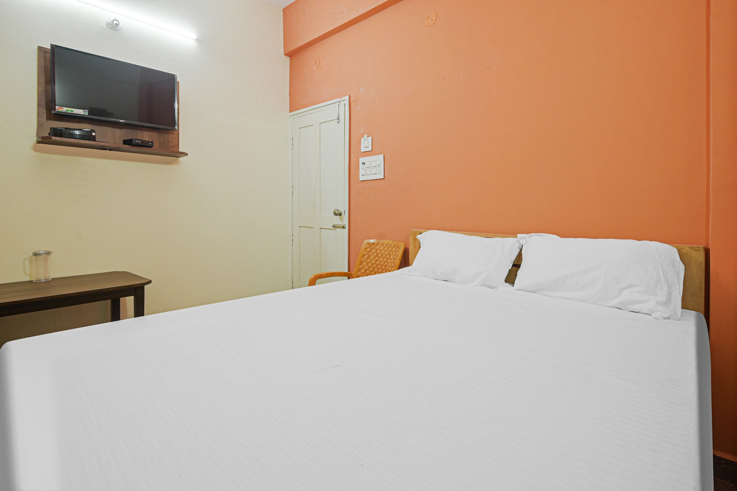 Hotel O New Vinay Residency - Tap to explore photos