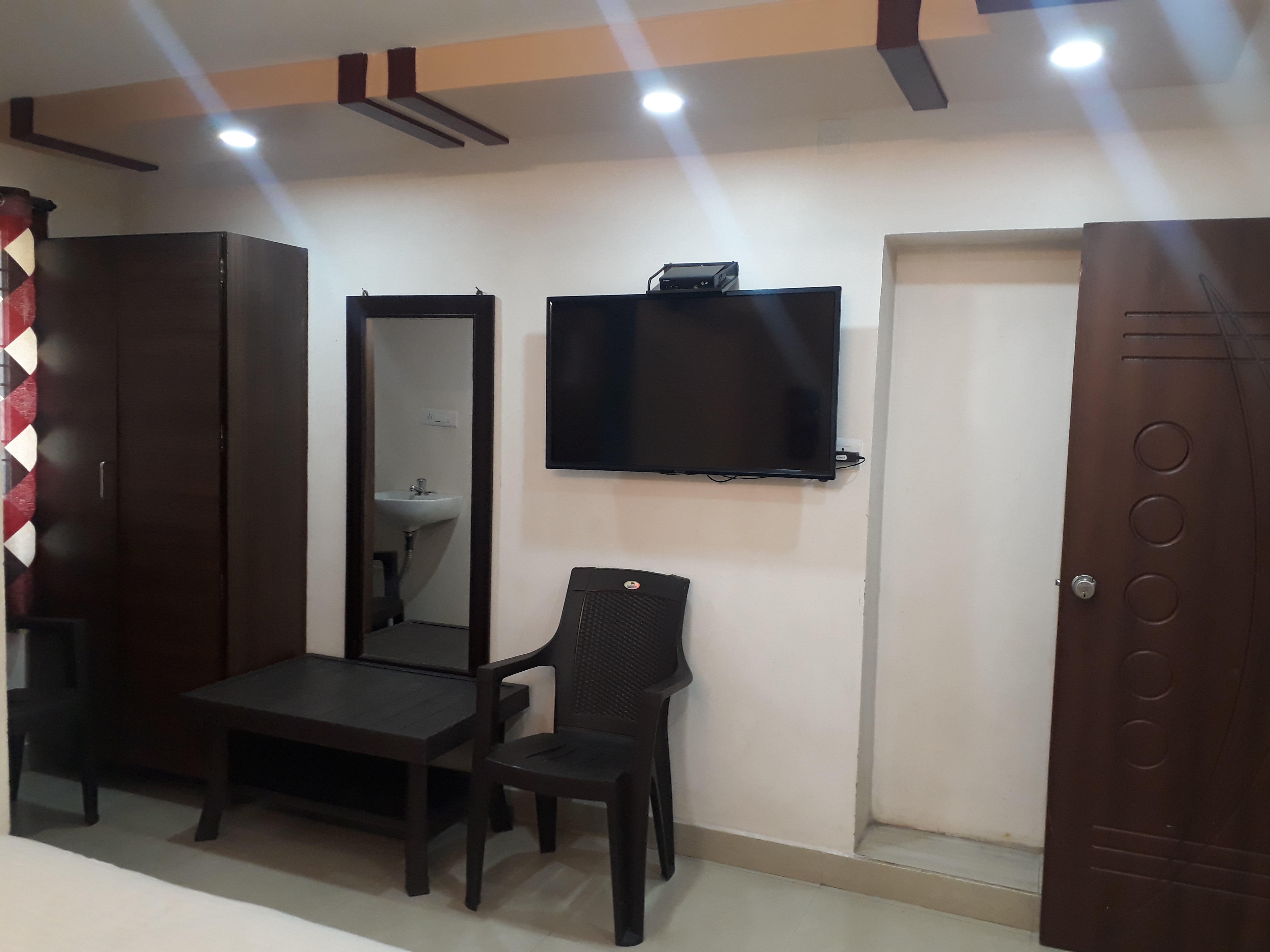 Vizag Grand Hotel Vishakhapatnam Inr 225 Off 1 0 0 0