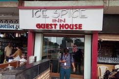 ICE SPICE INN, Vyara