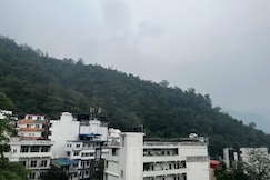 Akshat Homestay, Rishikesh