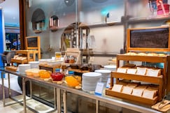 Holiday Inn Resort Phuket Surin Beach, an IHG Hotel, Phi Phi