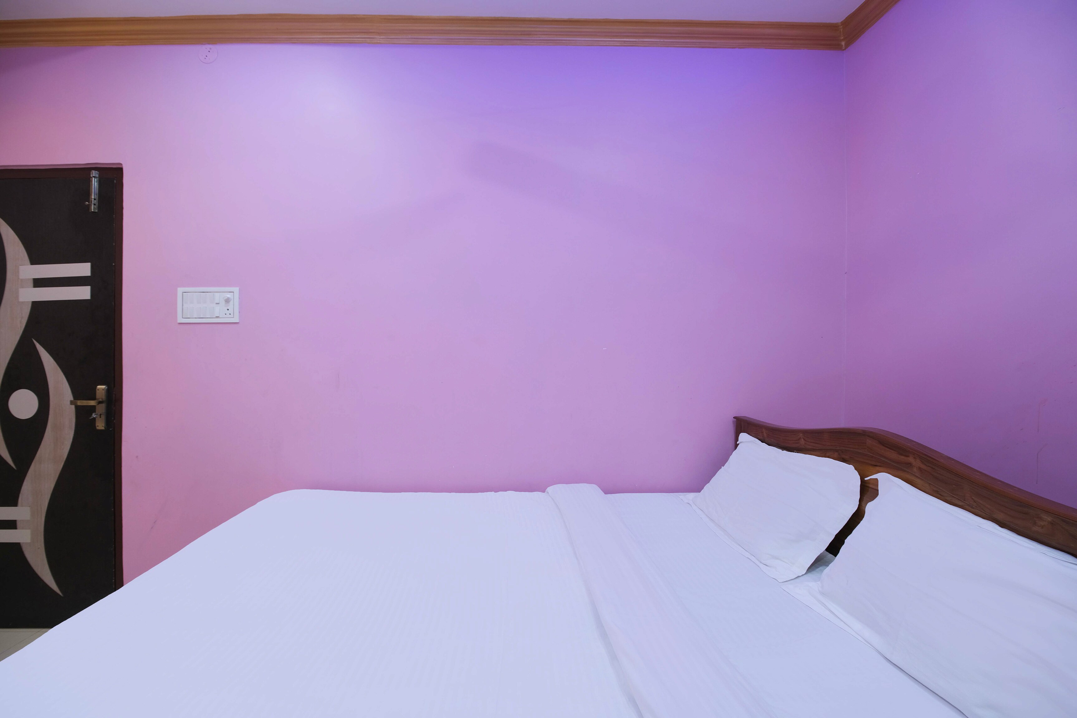 Hotel O Kapish Guest House - Tap to explore photos