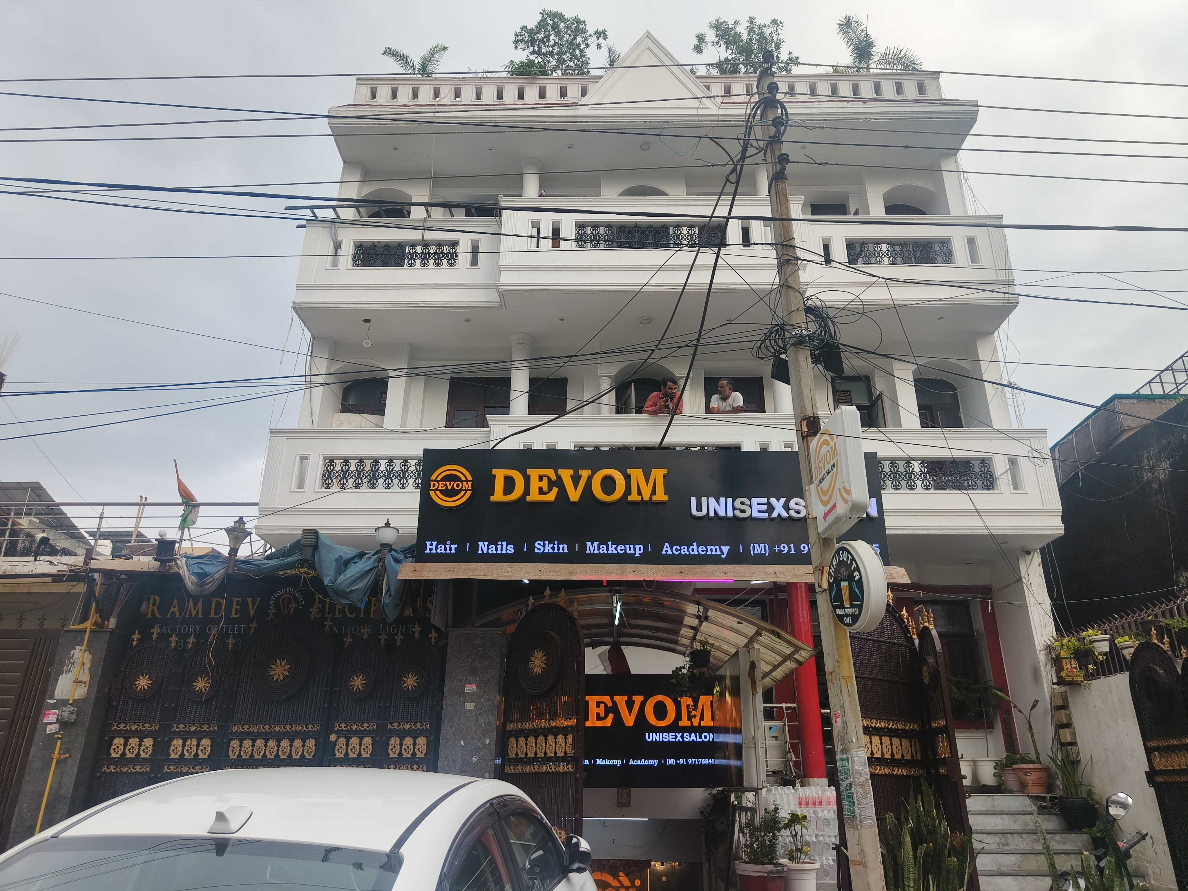 Hotel O Devom Inn - Tap to explore photos
