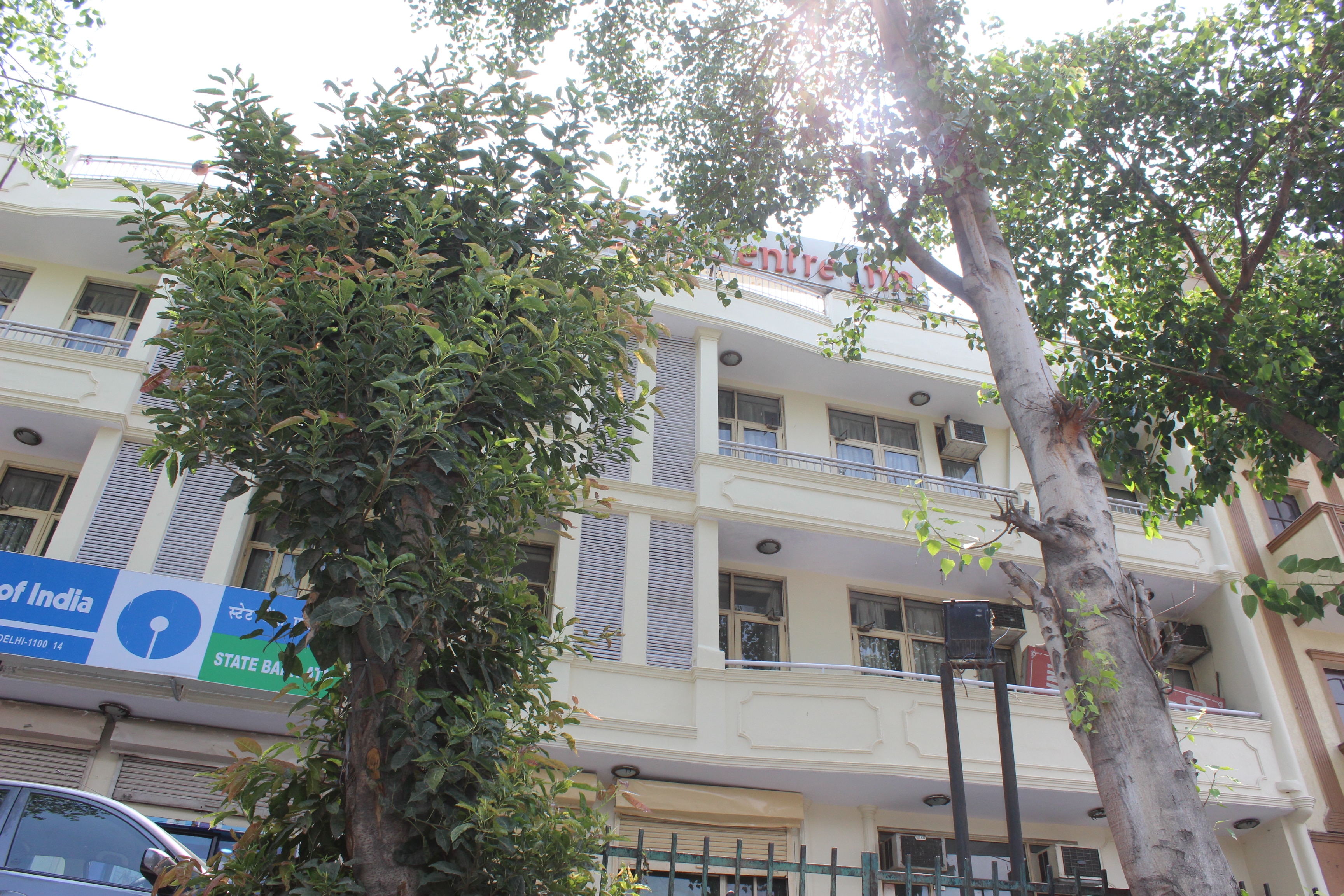 Hotel City Centre Inn Near Nizamuddin Railway Station - Tap to explore photos