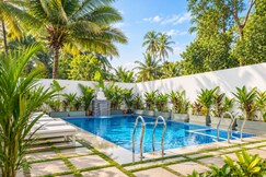 Ocean Mist Studio 301 | Calangute Pool & Balcony, Goa
