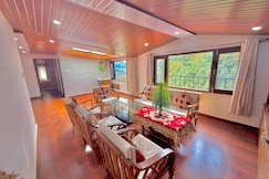 Pinewood View Homestay, Shimla