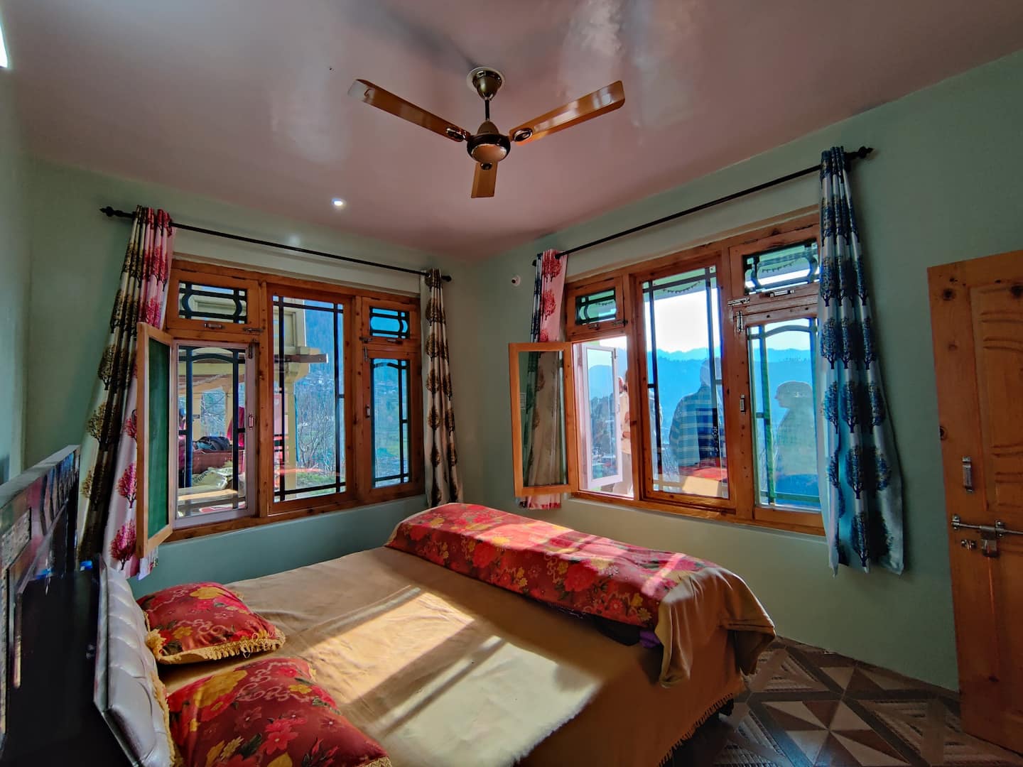 Farm stay suitable for workation in fruit orchard. - Tap to explore photos