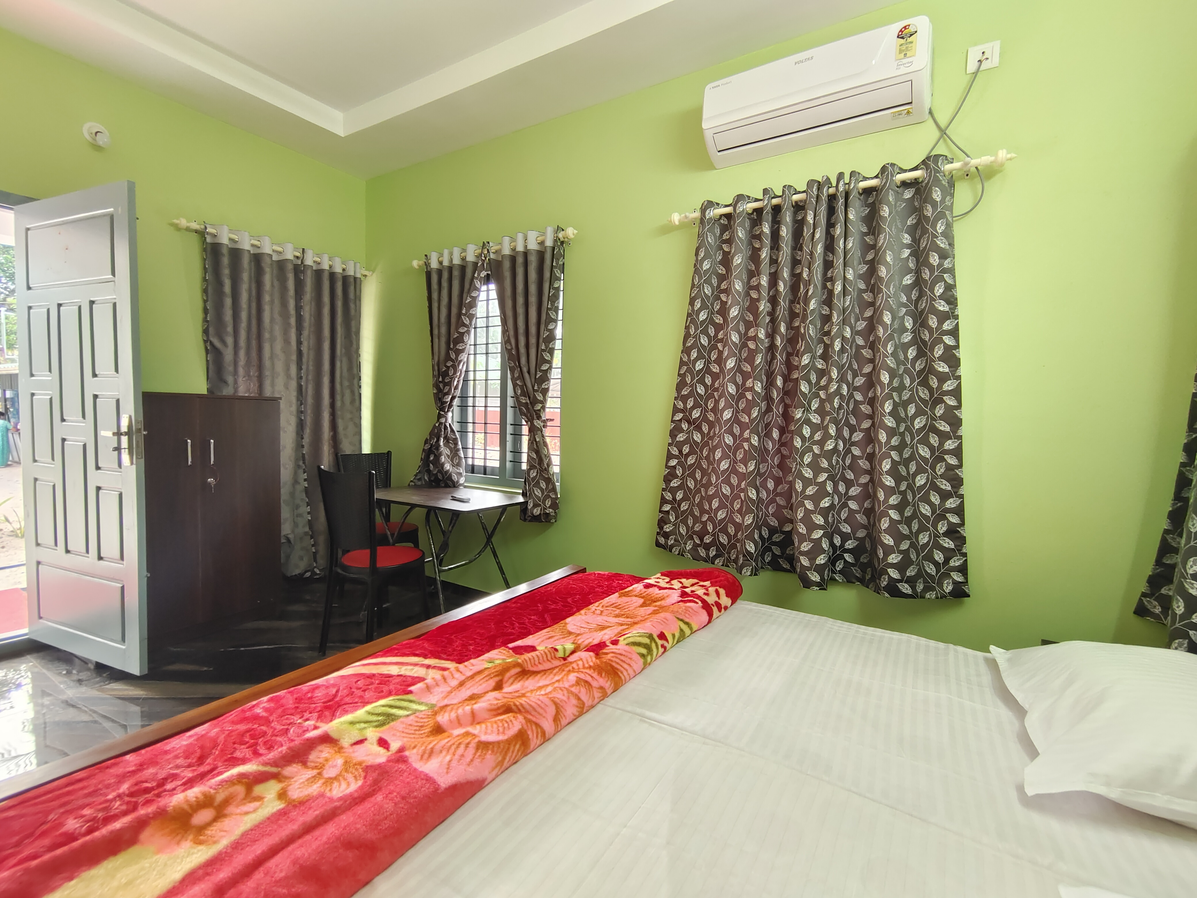 Marari Yoga Homestay - Tap to explore photos