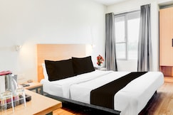 Super Townhouse MG Road Pune, Pune