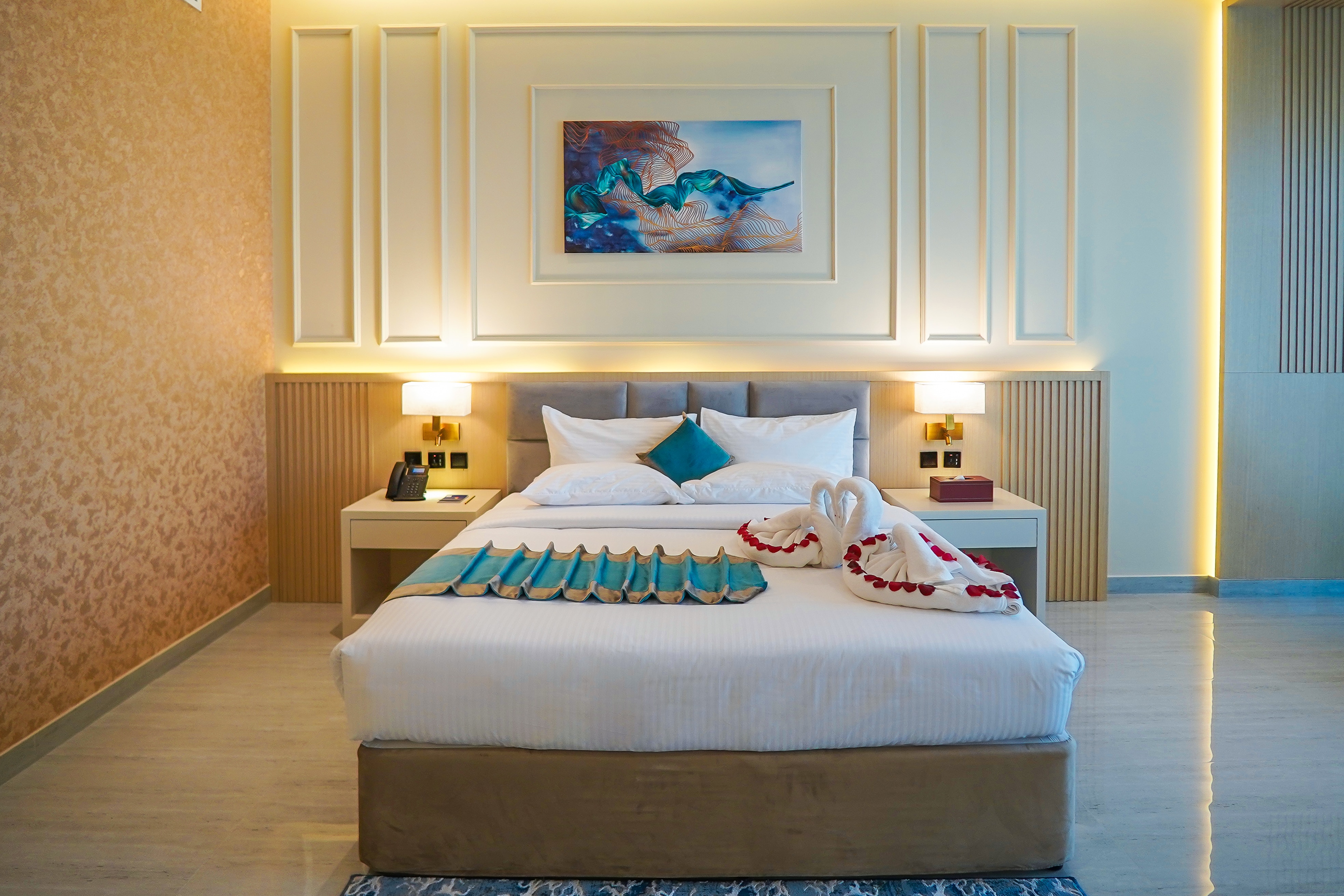 Concorde Creek View Hotel Bur Dubai - Tap to explore photos