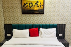 Hotel Rameshwar, Prayagraj