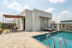 Vanthra Vilas, Falna