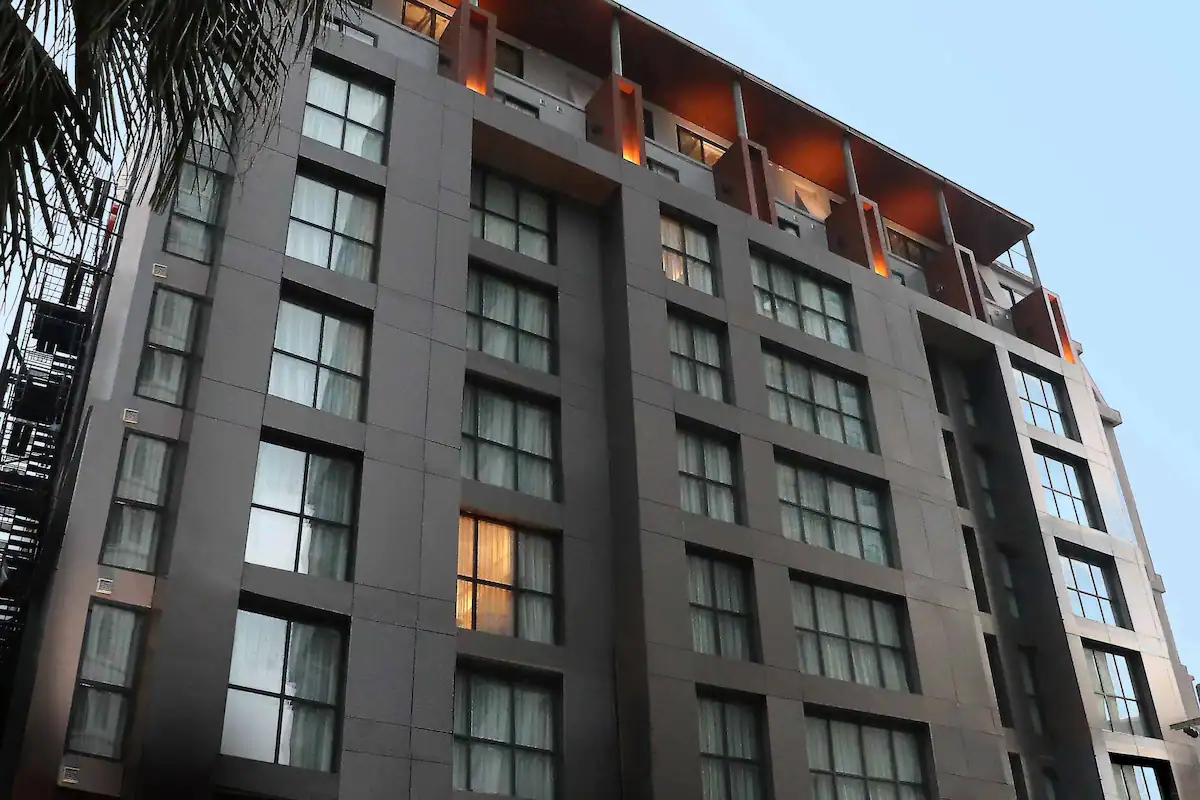 أجنحة سيتروس سوكومفيت 6 من كومباس هوسبيتاليتي      , 