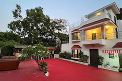 Royal Villa-2. Luxurious 3BHK Bungalow with Swimming Pool. MTDC Approved, Lonavala