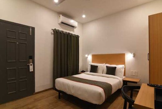 Townhouse Arumbakkam Metro Station Formerly Radha Jayam Residency