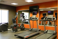 Holiday Inn Express & Suites HUNTSVILLE AIRPORT, Madison