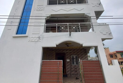Senthil GRS Roomstay