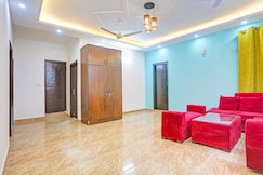 Hotel O KD 111 Shivam Residency, Delhi