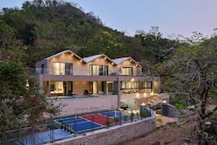 SaffronStays Pickle & Play, Khopoli