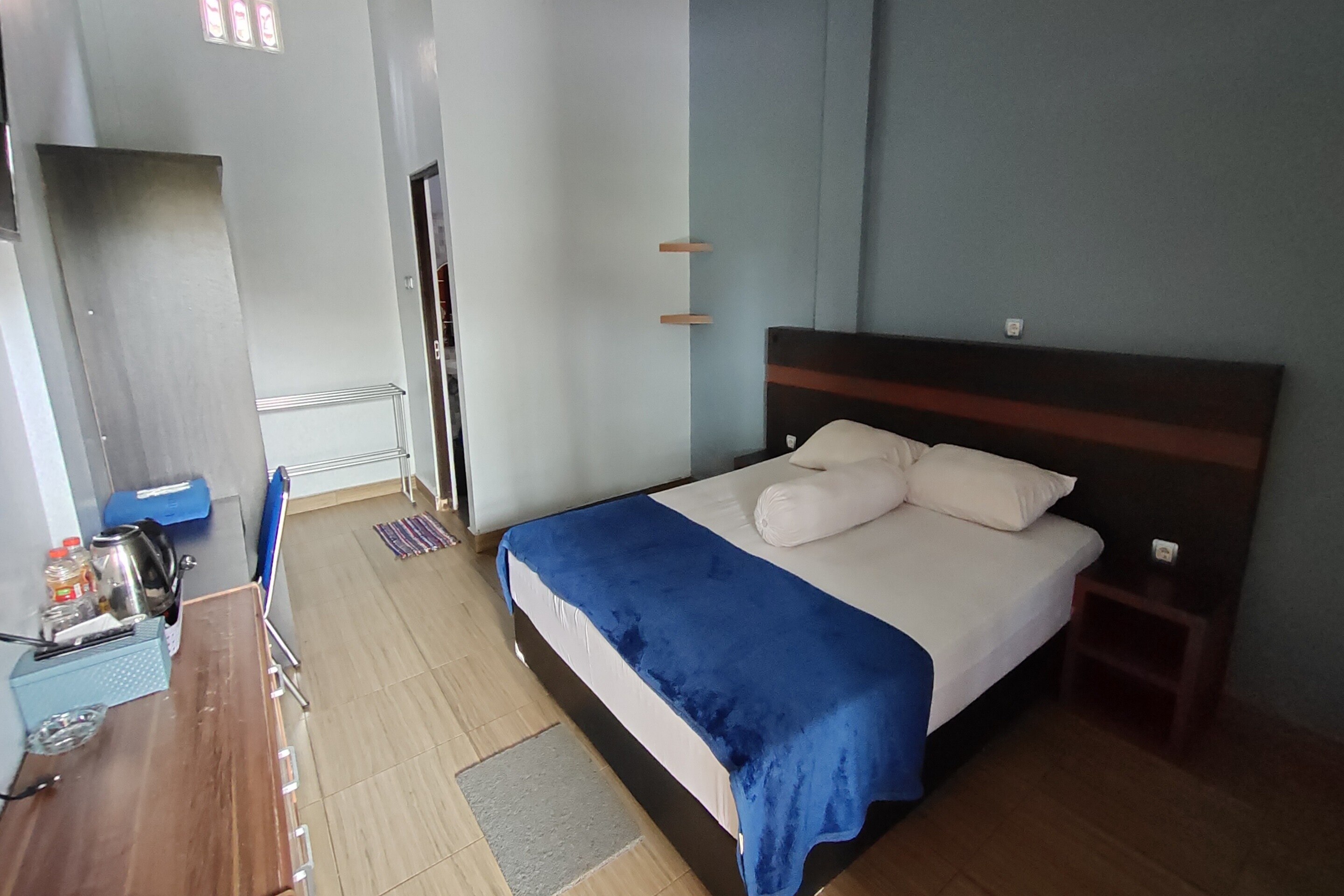 OYO 93512 Umbuy Homestay - Tap to explore photos