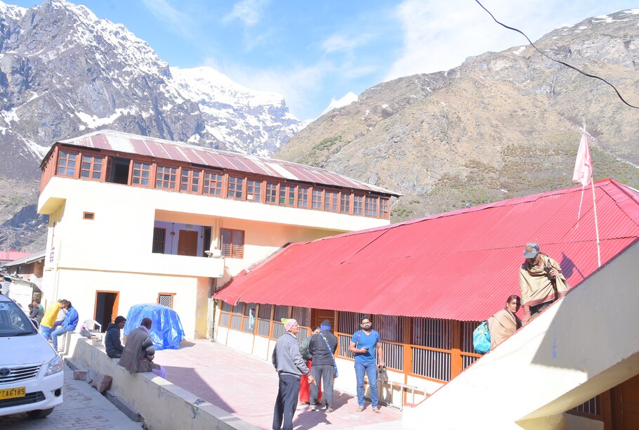 Bhajan Ashram Best Rates On Badrinath Hotel Deals Reviews Photos Bhajan Ashram Best Rates On Badrinath Hotel Deals Reviews Photos