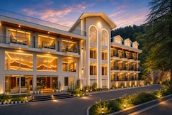 Snow Valley Heights (An Elegant Centrally Heated Mountain Escape by Snow Valley Resorts), Manali