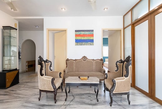 3 Bedroom Condo at Park Street by Handmade Homes